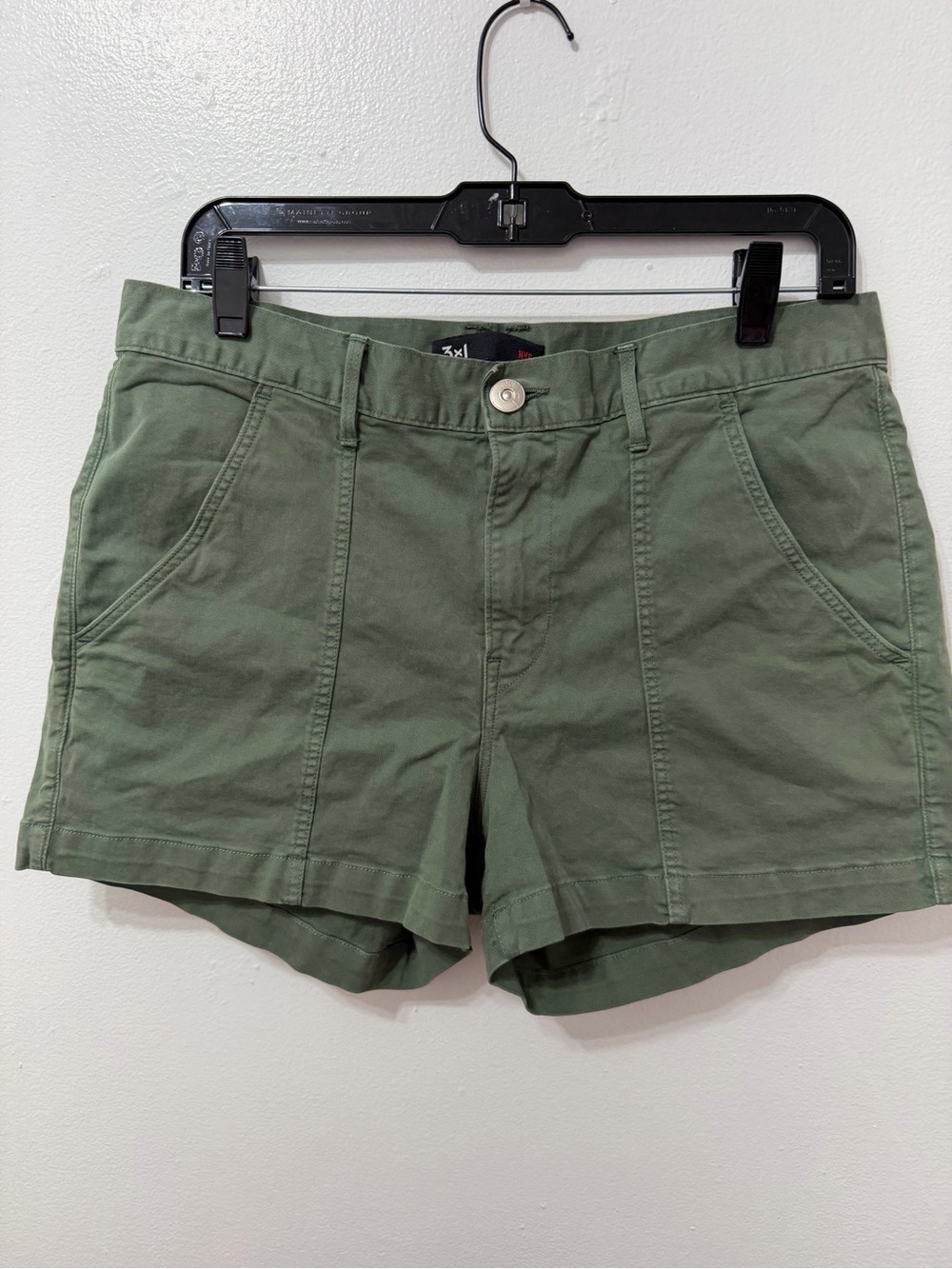 3x1 Casual Olive Green Women’s Shorts